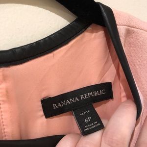 Pink Banana Republic dress w/ leather detail 💓